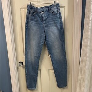 American Eagle Outfitters curvy High Rise Jegging